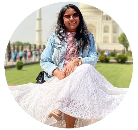 Dr. Kashmiri Begum, founder of Dr. Pet Life Clinic